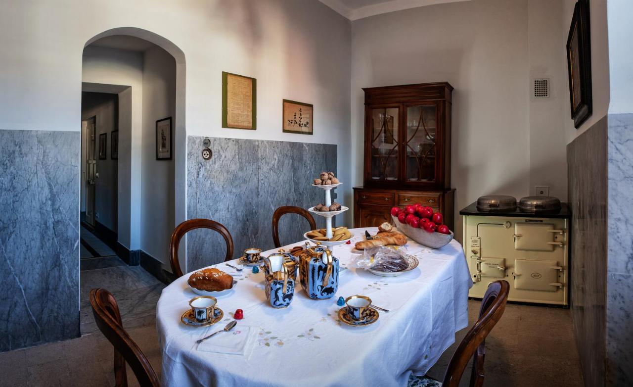 B&B "La Bottega D'Arte" Carrare Extérieur photo